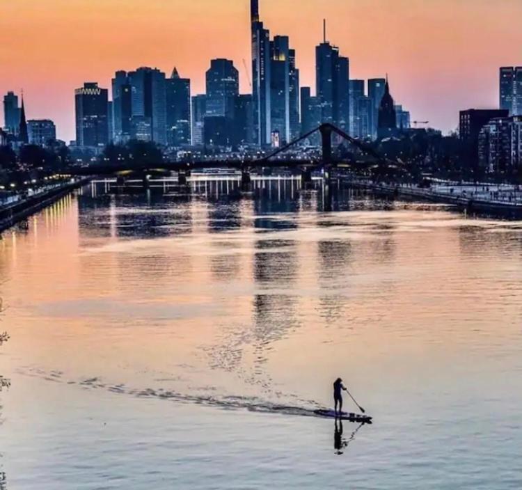Arthouse Apartment Frankfurt am Main Bagian luar foto